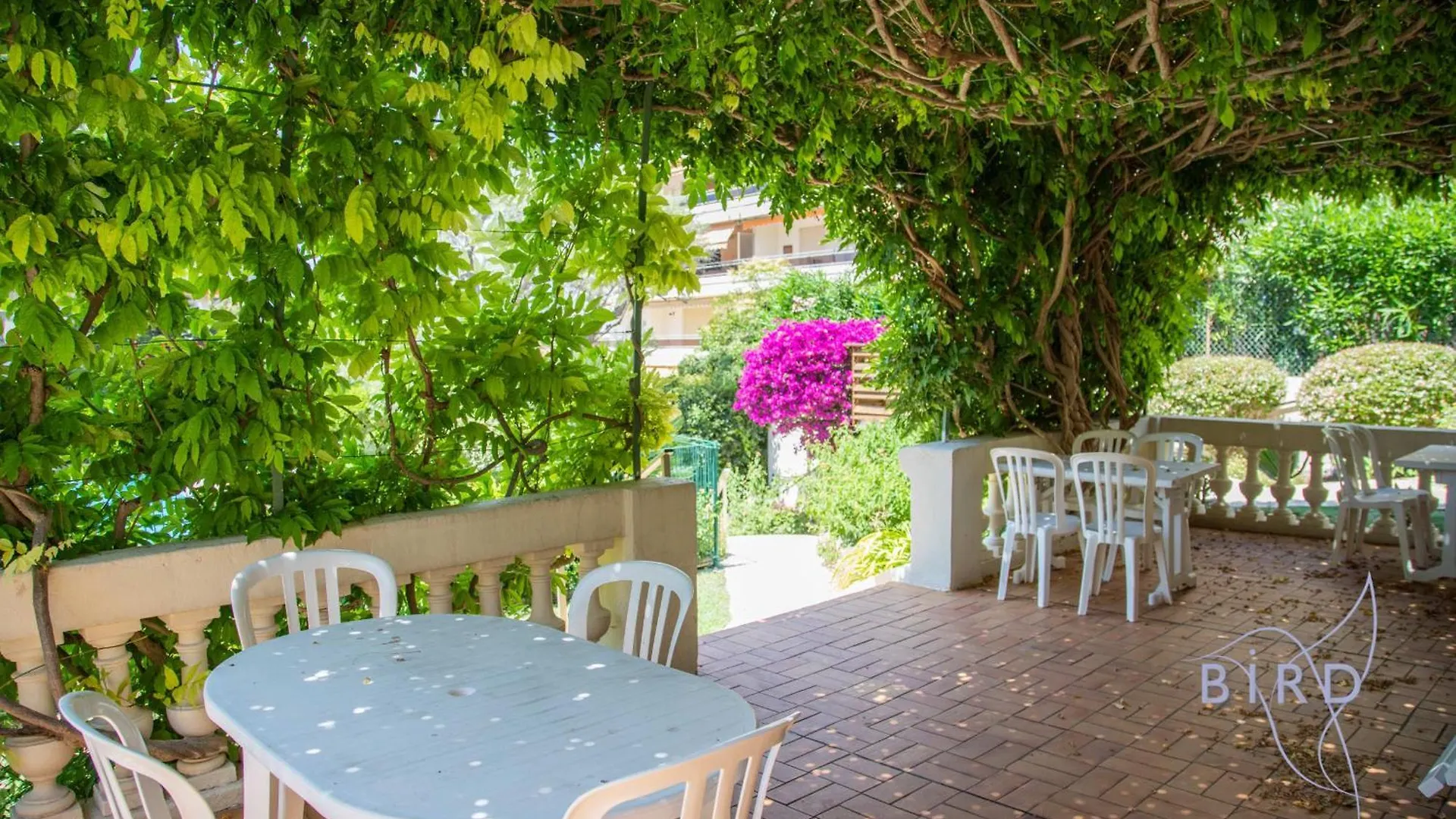 Apartment Studio With Swimming Pool In Juan Les Pins Antibes